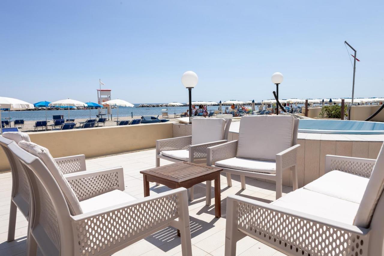 Hotel Primavera Sul Mare Lido Di Savio Ngoại thất bức ảnh