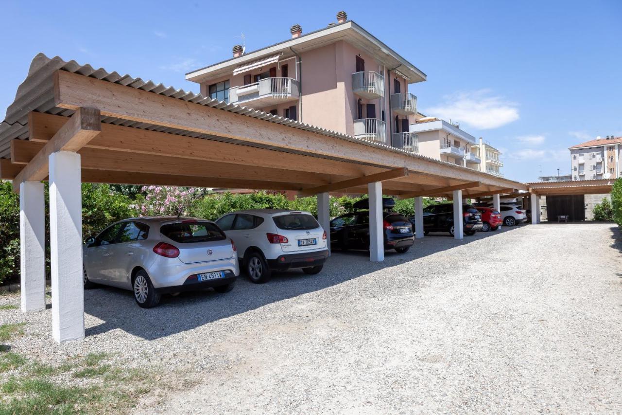 Hotel Primavera Sul Mare Lido Di Savio Ngoại thất bức ảnh
