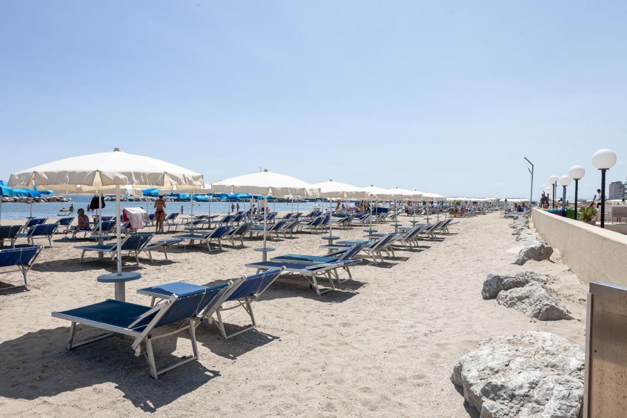 Hotel Primavera Sul Mare Lido Di Savio Ngoại thất bức ảnh