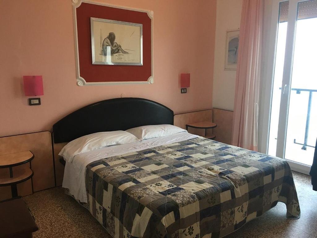 Hotel Primavera Sul Mare Lido Di Savio Ngoại thất bức ảnh