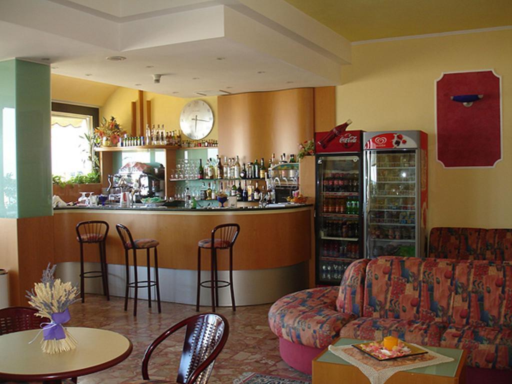 Hotel Primavera Sul Mare Lido Di Savio Ngoại thất bức ảnh