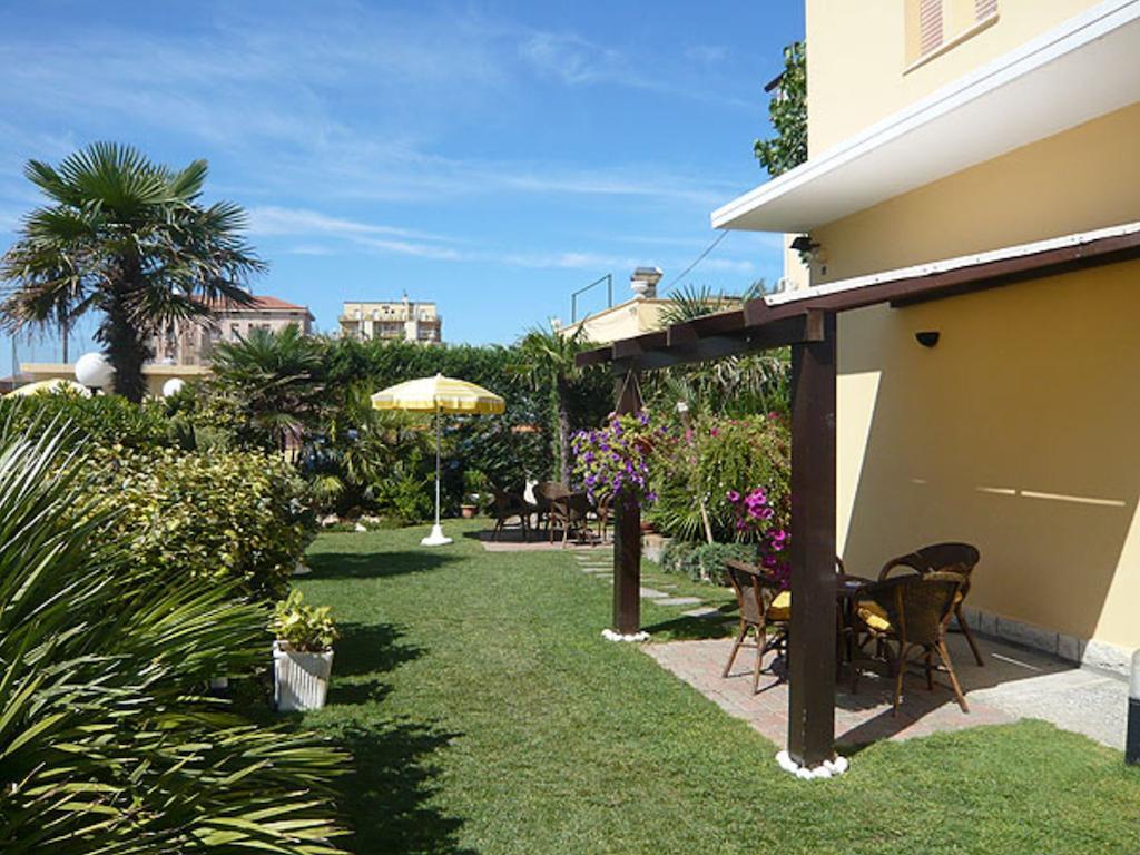 Hotel Primavera Sul Mare Lido Di Savio Ngoại thất bức ảnh