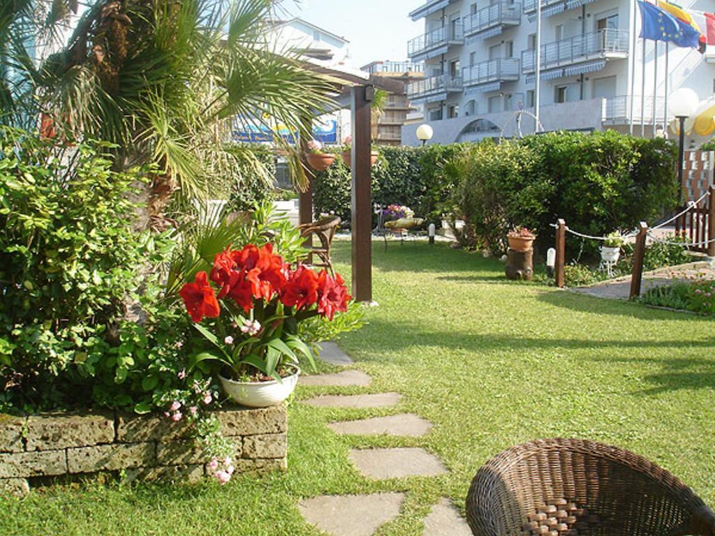 Hotel Primavera Sul Mare Lido Di Savio Ngoại thất bức ảnh