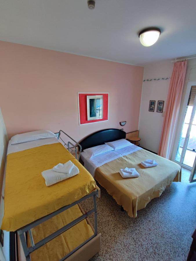 Hotel Primavera Sul Mare Lido Di Savio Ngoại thất bức ảnh